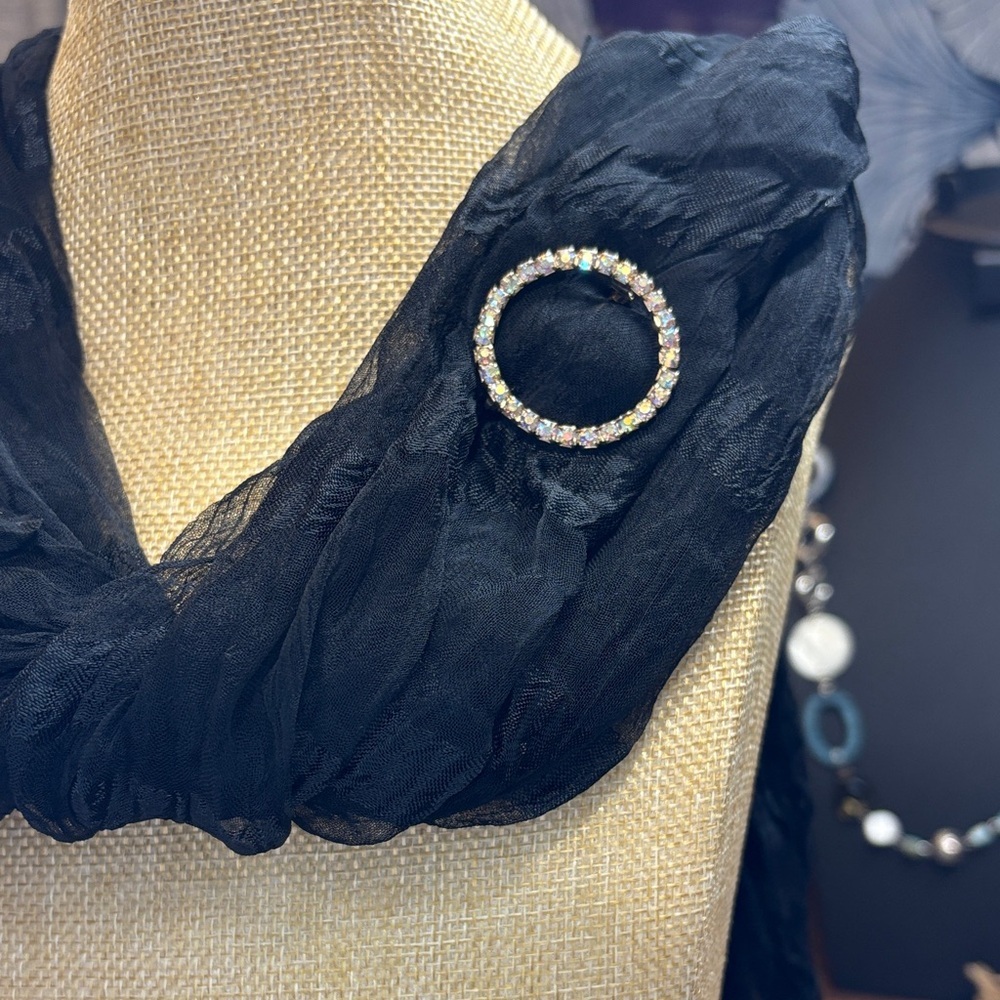 Elegant Vintage Crystal Circle Brooch